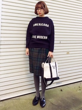 「キルトスカート」｜「アイテム（スウェット）」を使った、𝙔𝙐𝙆𝙄さん（レディース・161cm）の冬コーディネート