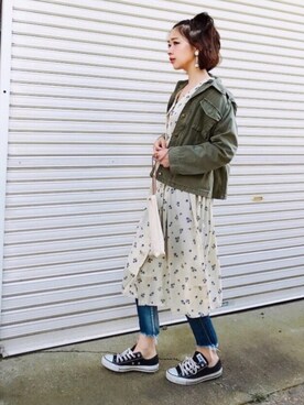 「Ungrid（アングリッド）のフレイドヘムストスリ（デニムパンツ）」を使った、𝙔𝙐𝙆𝙄さん（レディース・161cm）の春コーディネート