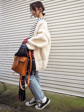 「MOUSSY（マウジー）のMV JW Tapered（デニムパンツ）」を使った、𝙔𝙐𝙆𝙄さん（レディース・161cm）の冬コーディネート