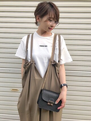 𝙔𝙐𝙆𝙄 is wearing CONVERSE TOKYO "CONVERSE TOKYO/コンバーストウキョウ ロゴ刺繍Tシャツ"