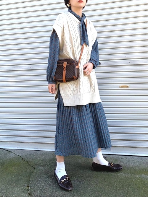 𝙔𝙐𝙆𝙄 Neunaのベストを使ったコーディネート Wear