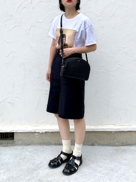 「NOMBRE IMPAIR（ノンブルアンペール）のアイテム（チノパンツ）」を使った、𝙔𝙐𝙆𝙄さん（レディース・162cm）の秋コーディネート