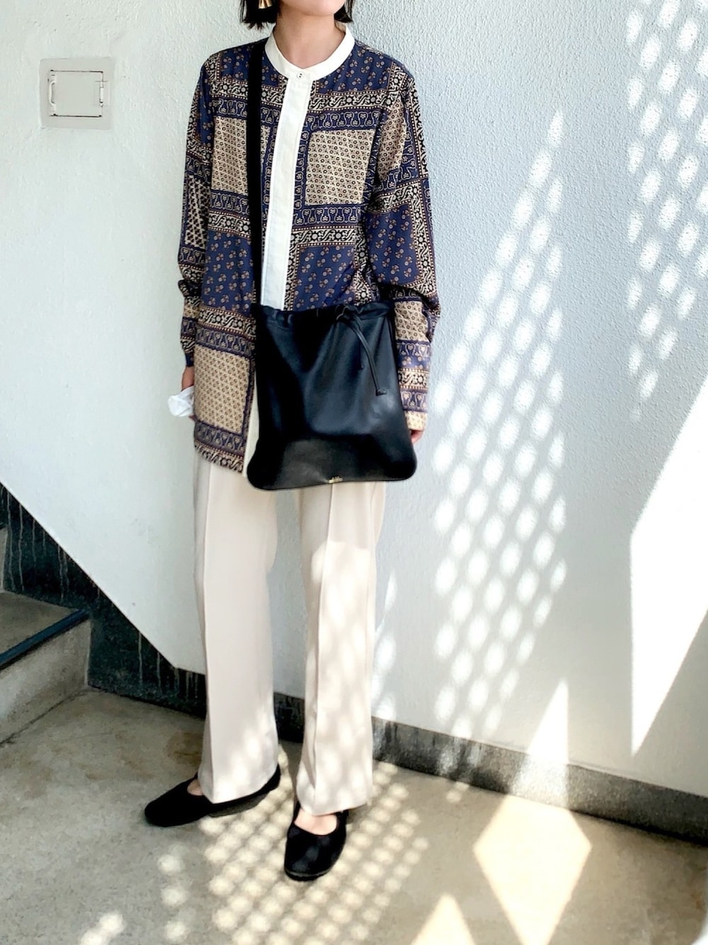 A.P.C.◆Sac Havane 18A/ショルダーバッグ/レザー/CML/無地 A.P.C.（アーペーセー）の「Sac Havane 18A（ショルダーバッグ