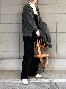 「GERMAN TRAINER（ジャーマントレーナー）のアイテム」を使った、𝙔𝙐𝙆𝙄さん（レディース・162cm）の冬コーディネート