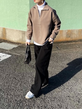 「GERMAN TRAINER（ジャーマントレーナー）のアイテム」を使った、𝙔𝙐𝙆𝙄さん（レディース・162cm）の冬コーディネート