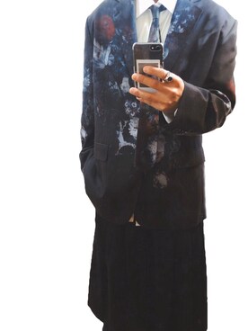 「LAD MUSICIAN（ラッドミュージシャン）のアイテム（テーラードジャケット、ブラック系）」を使った、yuさん（メンズ・182cm）の冬コーディネート