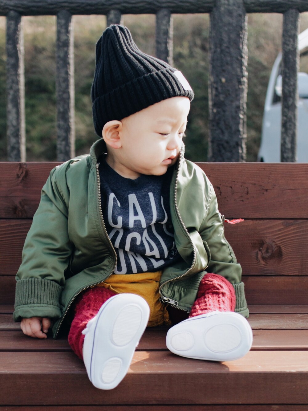 「男の子コーデ、エムエーワン、MA-1、バースデー、アースカラー、1歳、80cm、おしゃれさんと繋がりたい、子供服、キッズコーデ」｜「Birthdayのアイテム（MA-1、グリーン系）」を使った、aoさん（キッズ・70cm）の冬コーディネートの1枚目の写真