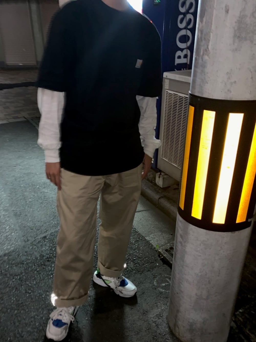 「カーハート、古着コーデ、ナイキ、ハラチ、ストリート」｜「CarharttのCarhartt/Workwear Pocket Short Sleeve T-Shirt 半袖Tシャツ カットソー（Tシャツ/カットソー、ブラック系）」を使った、Tetsuyaさん（メンズ・165cm）の夏コーディネートの1枚目の写真