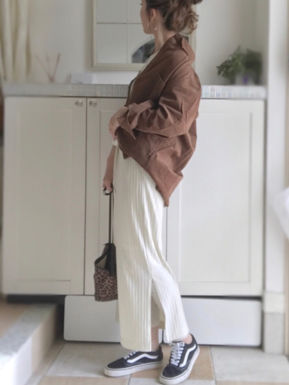 「MOUSSYのWIDE RIB N/S MAXI DRESS（ワンピース、グレー系）」を使った、miiimさん（レディース・159cm）の秋コーディネートの1枚目の写真