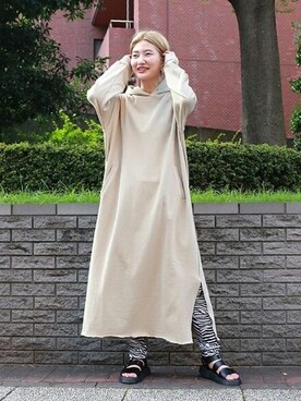 「カットオフ」｜「アイテム（ワンピース/ドレス）」を使った、Fujiwara Shokoさん（レディース・162cm）の秋コーディネート