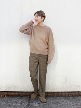 「クルーネックニット」｜Fujiwara Shokoさん（レディース・162cm）の冬コーディネート