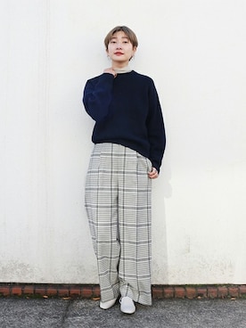 「クルーネックニット」｜Fujiwara Shokoさん（レディース・162cm）の冬コーディネート