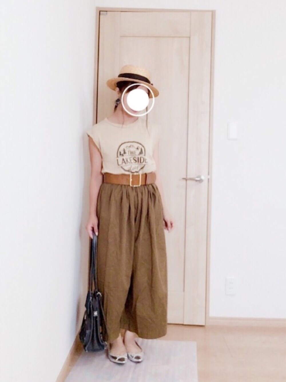 「麦わら帽子、GU、ワイドパンツ、プチプラ、チビーズ✳︎、アダルトおカワたん部、ワントーンコーデ、ガウチョパンツ」｜「Handmadeのアイテム（その他パンツ、ブラウン系）」を使った、harumioさん（レディース・151cm）の夏コーディネートの1枚目の写真