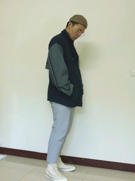 「Reebok（リーボック）のアイテム（スタジャン）」を使った、Moses  Chenさん（メンズ・181cm）の冬コーディネート