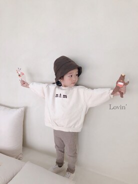「lovinのアイテム（トップス、ベージュ系）」を使った、lovin さん（レディース）の秋コーディネート