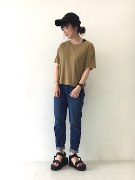 「MEI（メイ）のアイテム」を使った、ユナさん（レディース・155cm）の夏コーディネート