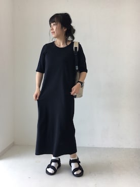 「MEI（メイ）のアイテム（バッグ）」を使った、ユナさん（レディース・155cm）の夏コーディネート