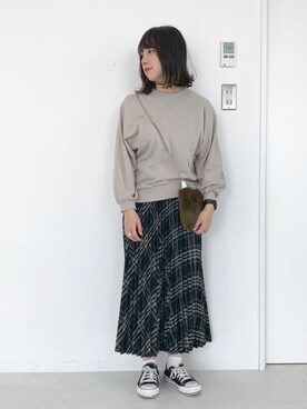 ユナさんの「チェックプリーツロングスカート」を使ったコーディネート