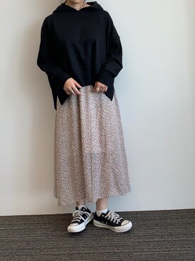 「E hyphen world gallery（イーハイフンワールドギャラリー）のアイテム（スカート）」を使った、ユナさん（レディース・155cm）の秋コーディネート