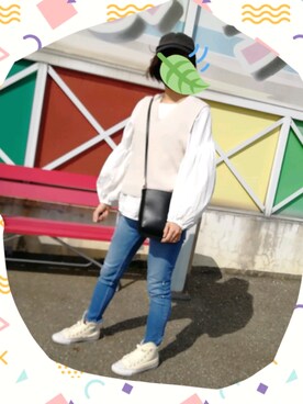 「ZARA（ザラ）のアイテム（デニムパンツ、ブルー系）」を使った、ゆきんこさん（レディース・160cm）の春コーディネート