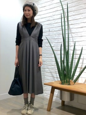 「URBAN RESEARCH Sonny Label（アーバンリサーチサニーレーベル）のアイテム（ジャンパースカート）」を使った、kurataniさん（レディース・165cm）の秋コーディネート