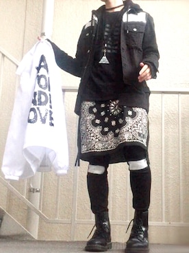 「白黒」｜「アイテム（カバーオール）」を使った、かいさん（メンズ・166cm）の冬コーディネート