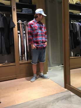 「アイテム（スリッポン、ブルー系）」を使った、ぴーさんさん（メンズ・172cm）の春コーディネート