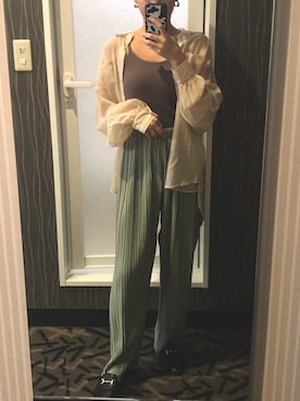 「秋コーデ」｜「GRL（グレイル）のアイテム（キャミソール）」を使った、AYUMIさん（レディース・160cm）の秋コーディネート