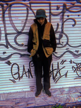 「USEDo（ユーズド）のアイテム（帽子）」を使った、rrr「相互」さん（メンズ・186cm）の春コーディネート