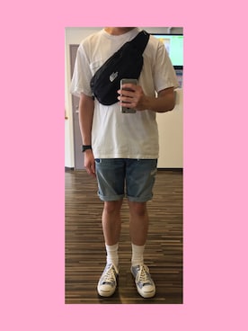 「fragment design（フラグメントデザイン）のアイテム（Tシャツ/カットソー）」を使った、ルイさん（メンズ・169cm）の夏コーディネート