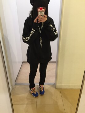 「GOGOSING（ゴゴシング）のアイテム（PC・スマホグッズ/家電）」を使った、마이さん（レディース・158cm）の冬コーディネート