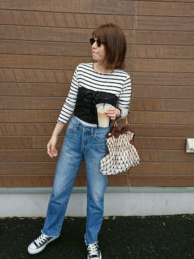 「AZUL by moussy（アズールバイマウジー）のｶｯﾄｵﾌﾎﾞｰｲﾌｨｯﾄﾃﾞﾆﾑﾊﾟﾝﾂ（デニムパンツ）」を使った、m@yaさん（レディース・159cm）の夏コーディネート