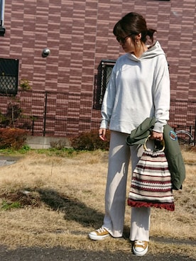 「AMERICAN HOLIC（アメリカンホリック）のフード付裏毛プルオーバー（パーカー）」を使った、m@yaさん（レディース・159cm）の春コーディネート