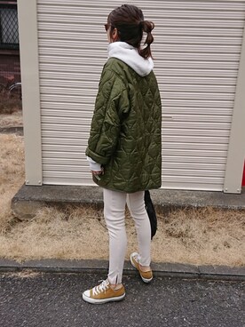 「スリット」｜「アイテム（ミリタリージャケット）」を使った、m@yaさん（レディース・159cm）の春コーディネート