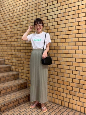 「FUNG（ファング）のアイテム（トップス）」を使った、てらさんさん（レディース・157cm）の夏コーディネート