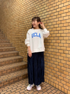 「ベロアスカート」｜「アイテム（スウェット）」を使った、てらさんさん（レディース・157cm）の冬コーディネート