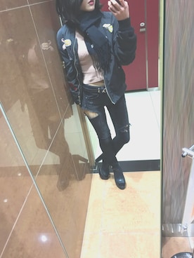 「リブニット」｜「アイテム（MA-1）」を使った、はなさん（レディース・155cm）の冬コーディネート