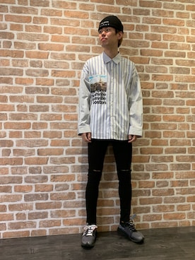 「soe（ソーイ）のアイテム（シャツ/ブラウス）」を使った、山田 統生さん（メンズ・182cm）の春コーディネート