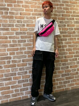 「KENZO」｜「アイテム（カーゴパンツ）」を使った、山田 統生さん（メンズ・182cm）の夏コーディネート