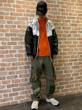 「L.H.P（エルエイチピー）のアイテム（パーカー）」を使った、山田 統生さん（メンズ・182cm）の冬コーディネート