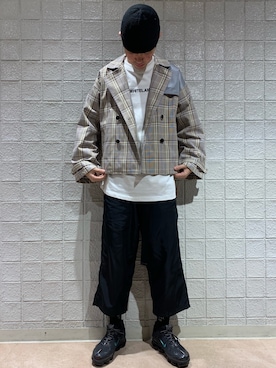 「Danke schon」｜「アイテム（トレンチコート）」を使った、山田 統生さん（メンズ・182cm）の春コーディネート