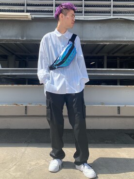「KENZO」｜「アイテム（カーゴパンツ）」を使った、山田 統生さん（メンズ・182cm）の春コーディネート