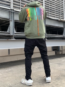 山田 統生さん（メンズ・182cm）の春コーディネート