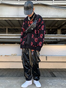 「MCM（エムシーエム）のアイテム（帽子）」を使った、山田 統生さん（メンズ・182cm）の秋コーディネート