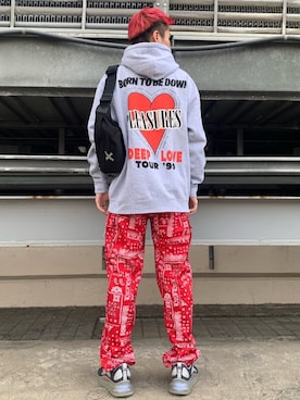 「KENZO」｜「アイテム（パーカー）」を使った、山田 統生さん（メンズ・182cm）の冬コーディネート