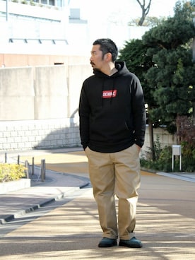 「Denime（ドゥニーム）のアイテム（パンツ）」を使った、中井　皓次さん（メンズ・166cm）の冬コーディネート