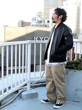 「Denime（ドゥニーム）のアイテム（MA-1）」を使った、中井　皓次さん（メンズ・166cm）の冬コーディネート