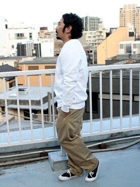 「DISCUS（ディスカス）のアイテム（スウェット）」を使った、中井　皓次さん（メンズ・166cm）の冬コーディネート