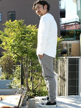 「Denime（ドゥニーム）のアイテム（パンツ）」を使った、中井　皓次さん（メンズ・166cm）の冬コーディネート