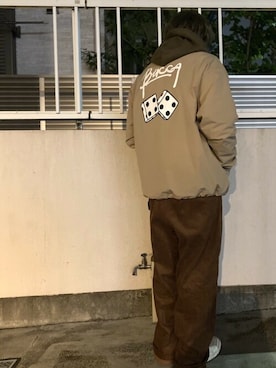 「アースカラー」｜「アイテム（ブルゾン）」を使った、中井　皓次さん（メンズ・166cm）の秋コーディネート